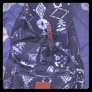 Like new vs pink iridescent aztec print backpack